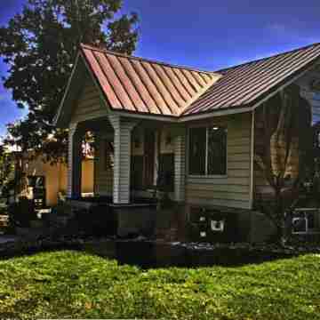 Cowboy Country Inn Hotel Exterior