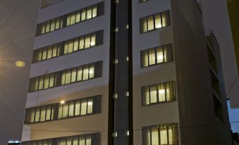 Flamante Hotel & Suite