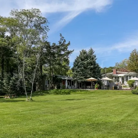 Hamlet Inn
