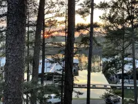 Mountain Harbor Two Bedroom Lodge Cottage Hotels in Mount Ida