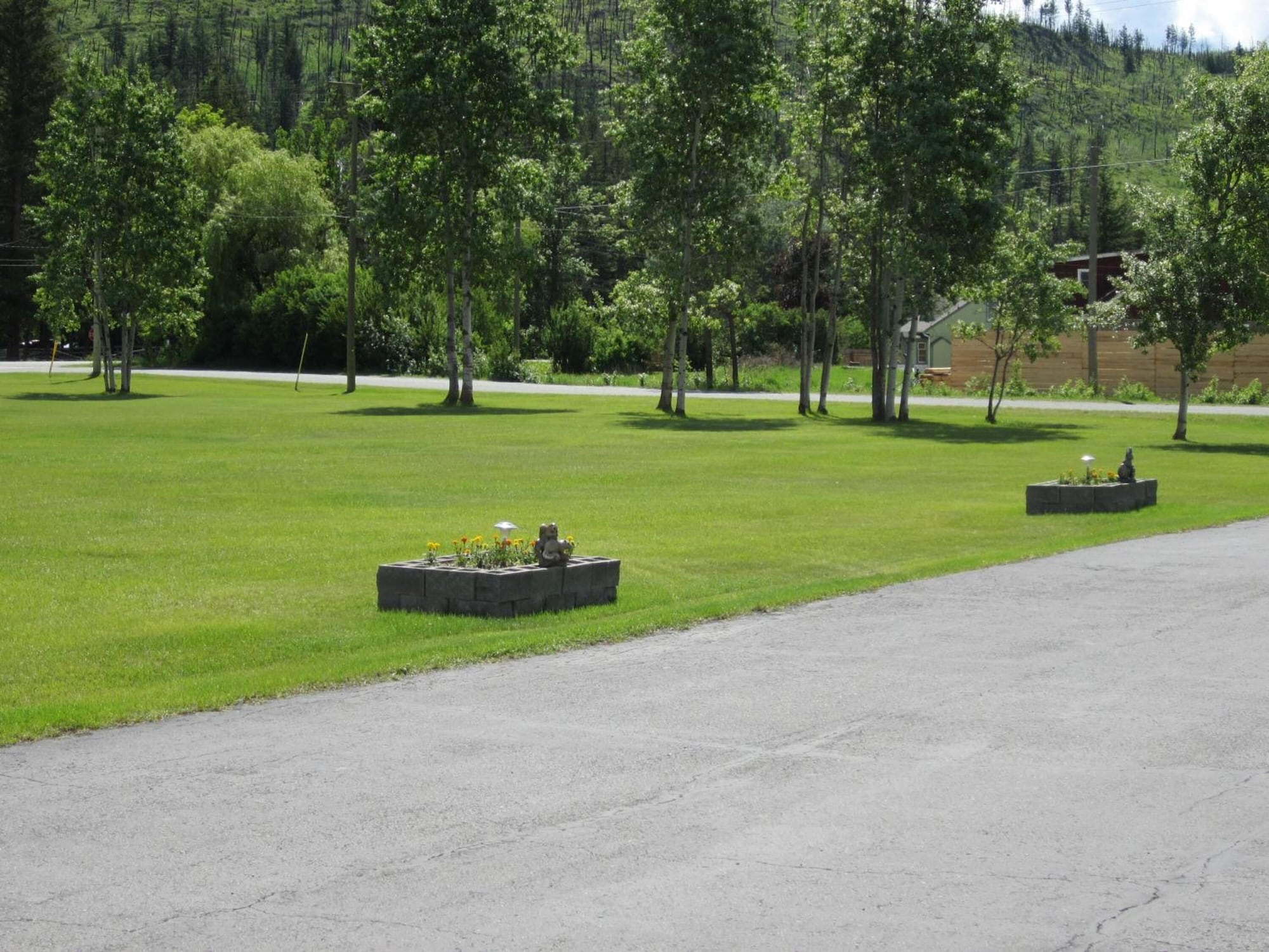 Mountain Springs Motel & RV Park Hotels in Barriere