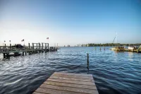 Waterfront Edenton Bay Cottage - Walk to Dtwn - 3-Star