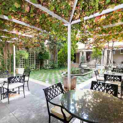 Queens Hotel by Bon Hotels Hotel Exterior