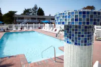 Breezeway Resort - Pools