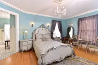 Ringling House Bed & Breakfast Hotels in Baraboo