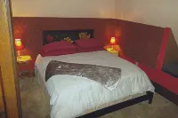 Colonial House on Main Hotels in Ligonier