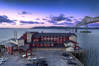 Cannery Pier Hotel & Spa Hotels in Astoria