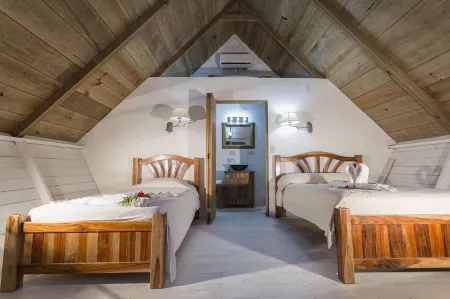 Hotel Hacienda Tijax Jungle Logde Отели в г. Сан Фелипе де Лара