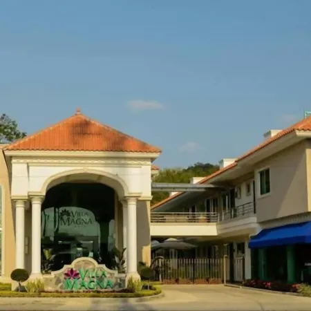 Hotel Villa Magna Poza Rica