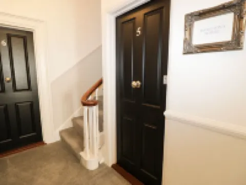 Hamilton's Studio Hotels in Ryde