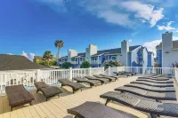 Romantic Galveston Retreat Bay View, Pool Access! - Huoneistot