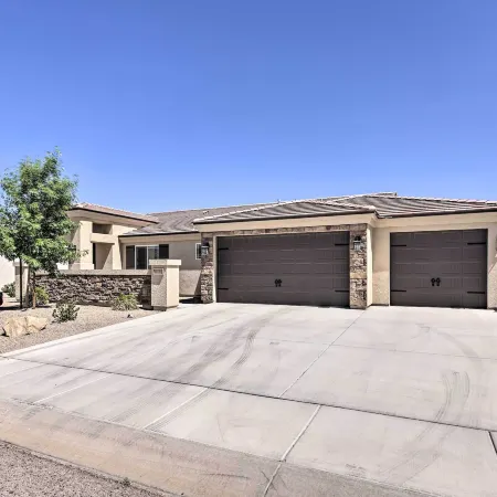 Idyllic Kingman Retreat with Yard - Near Hiking