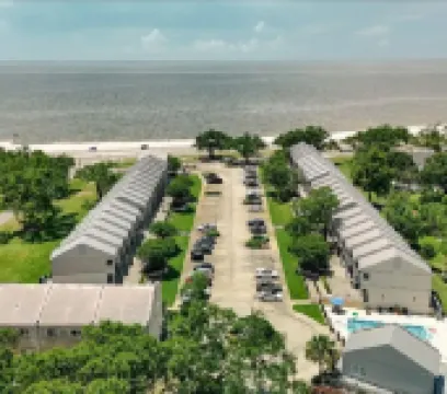 Stunning Long Beach Condo With Ocean View!