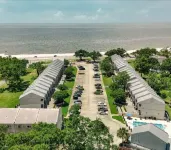 Stunning Long Beach Condo With Ocean View!