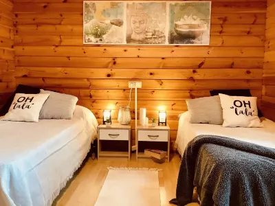 Beautiful wooden villa in a charming place surrounded by nature. Hotels near Bartolo mountain