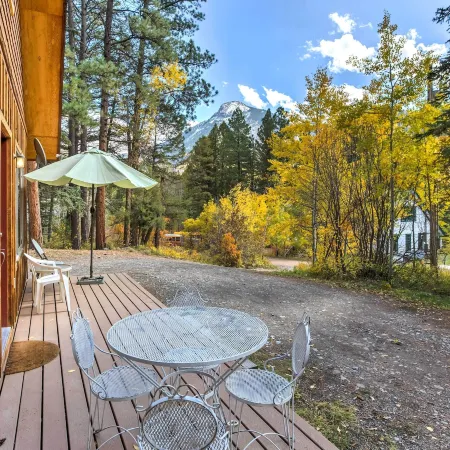 'Marble Hideaway' Cabin w/ Mountain Views + Deck!