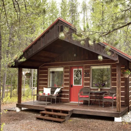 Reclusive Moose Cabins