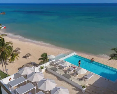 HM ババロビーチ – 大人専用 ババロのホテル