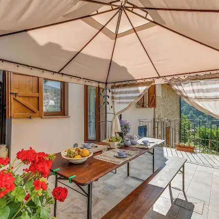 Podere del Ciacchi Among Tuscany Greenery - Happy Rentals