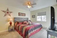 Walkable Lead Condo 5 Mi to Terry Peak Ski Area!