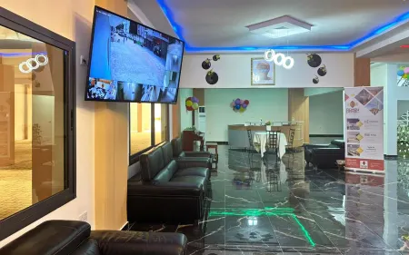 Gohou Hotel Отели в г. Абиджан