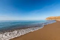Aeolian Village Beach Resort - Strand