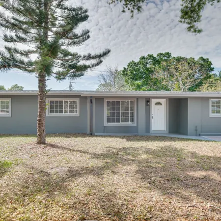 Cocoa Home w/ Large Yard: 3 Mi to Indian River!