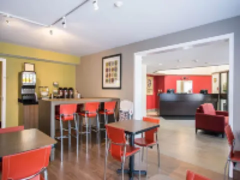 Comfort Inn East โรงแรมในมองก์ตัน