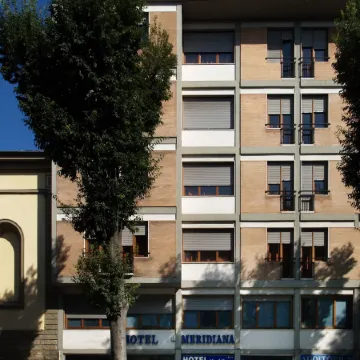 Hotel Meridiana Отели рядом с достопримечательностью «Санта-Кроче»