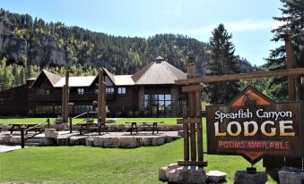 Spearfish Canyon Lodge