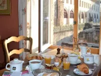 Hotel de Bourgogne Hotels in Cluny
