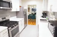 Techie Family Stay - Heart of San Diego