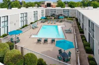 Wyndham Riverfront Little Rock - Pools
