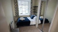 Elegant 3BD Georgian Retreat in Perth City Centre - ห้องครัว