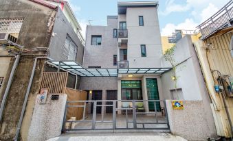 Chikan Fun Guesthouse