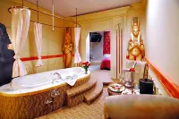 Chateau Avalon Hotels in Kansas City