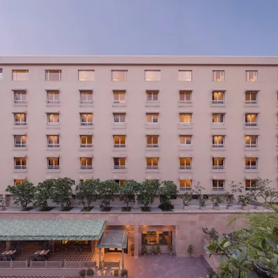 V Sarovar Portico MI Road Jaipur Hotels near Station Road
