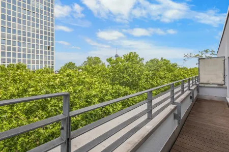 Domloge Lofts & Apartments Отели в г. Кельн