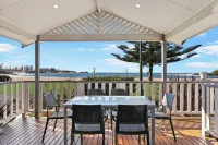 Kendalls Beach Holiday Park Hotels in Kiama