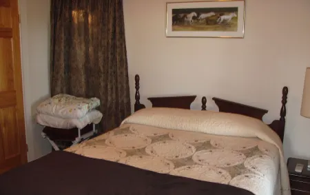 Hill Country getaway - Next to Hamilton Pool