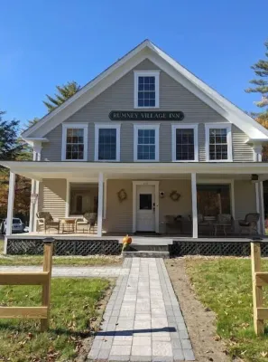 Large studio with private bath and kitchenette Hotels in Rumney