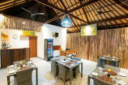 D'Puncak Villas Lembongan Отели рядом с достопримечательностью «Twin Island Dive»