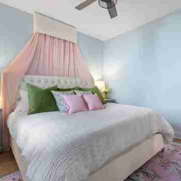 Girls Getaway - Bachelorette - Hot Tub - Pool - Sauna - Photo Room - Fire Pit Rooms