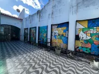 Hostel Leal Loyalty - Hostels