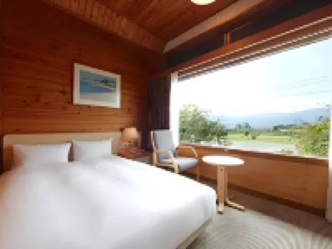 Grand Park Hotel Okubiwako Makino Hotels in Takashima