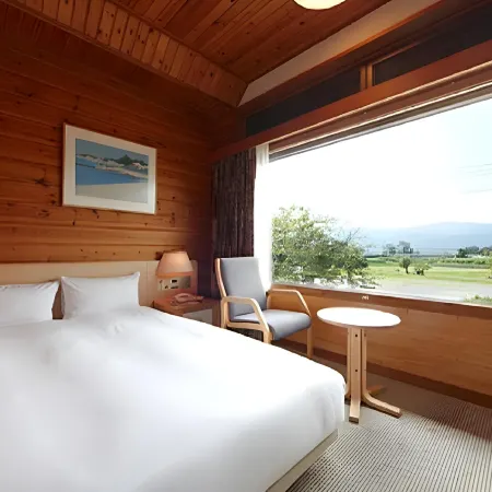 Grand Park Hotel Okubiwako Makino
