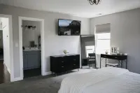 Playful Game Room and Spacious Outdoor Oasis - Charming Chicago Hideaway Hotels in Elmwood Park