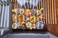 X Eastern Sidi Abdel-Rahman Resort & SPA Các khách sạn ở Markaz Al Alamein