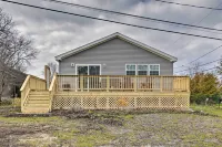 Lakefront Home w/ Deck, Fishing Dock & Canoe! - parking