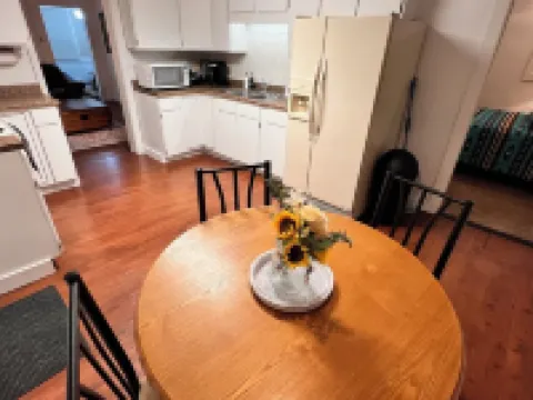 Cozy House Hotels in Thermopolis